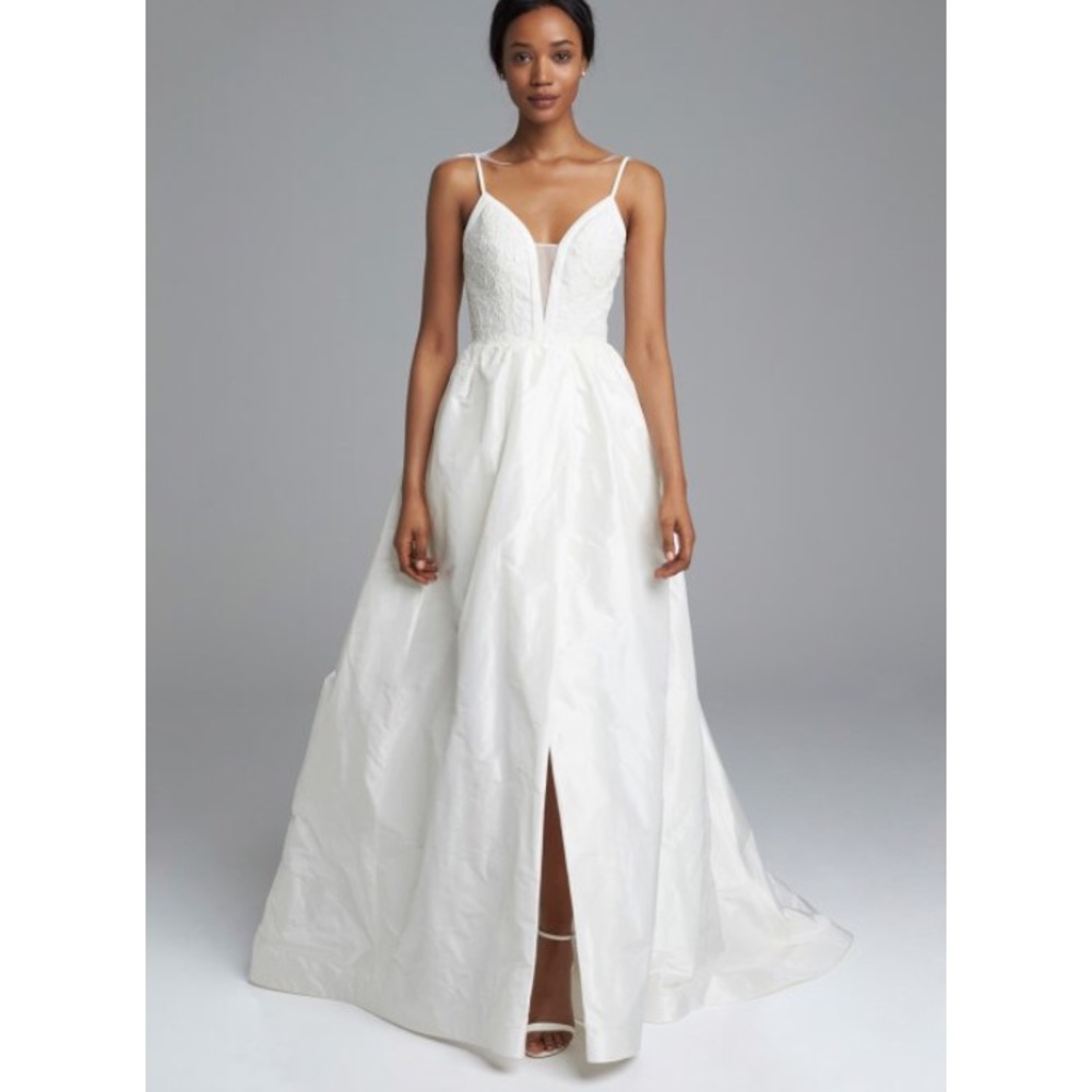 Amsale “Selena” Wedding dress in Ivory